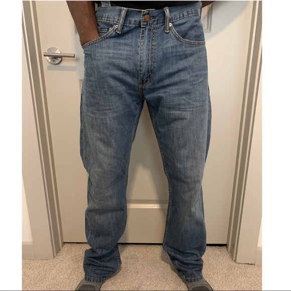 Men’s Levi Regular Fit Jeans - Picture 4 of 5
